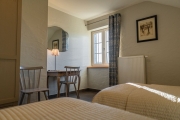 <h5>chambre 3</h5>